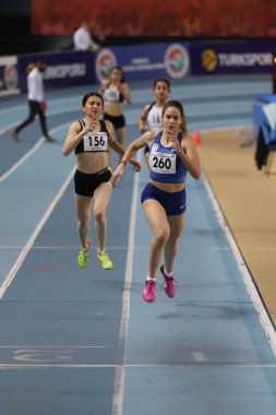 İSTANBUL, TURKEY - 30 HAZİRAN 2021: Türkiye Atletizm Federasyonu Olimpiyat Eşiği sırasında koşan sporcular