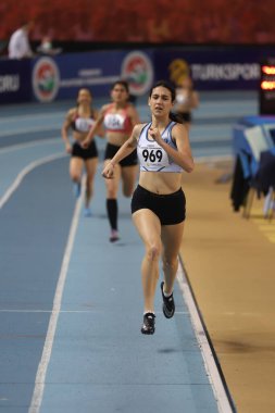 İSTANBUL, TURKEY - 30 HAZİRAN 2021: Türkiye Atletizm Federasyonu Olimpiyat Eşiği sırasında koşan sporcular