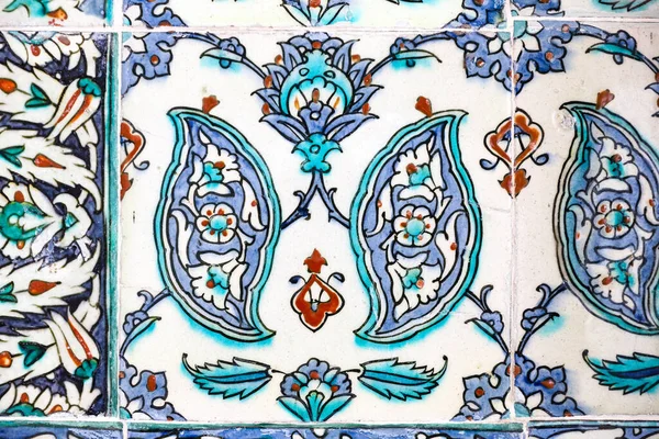 Detalles Azulejo Azul Turco Tradicional Con Color Azul Verde Rojo —  Fotos de Stock