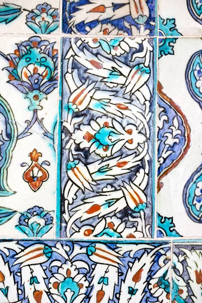 Detalles Azulejo Azul Turco Tradicional Con Color Azul Verde Rojo —  Fotos de Stock