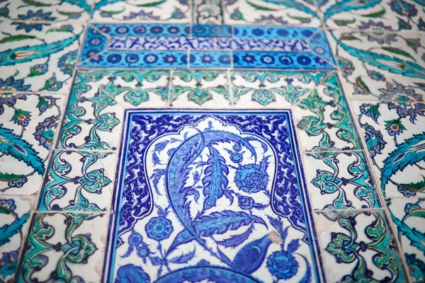 Detalhes Azulejo Azul Turco Tradicional Com Cor Azul Verde Vermelho — Fotografia de Stock