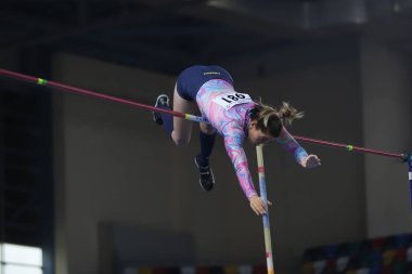 İSTANBUL, TURKEY - 23 Şubat 2021: Ruhi Sarialp Atlama Yarışmaları sırasında tanımlanamayan atlet direği atlama