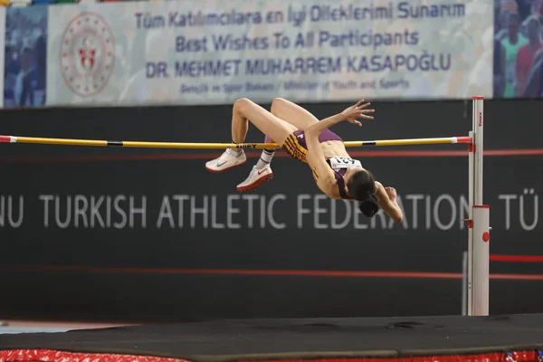 Istanbul Turquia Fevereiro 2021 Atleta Indefinido Salto Altura Durante Ruhi — Fotografia de Stock