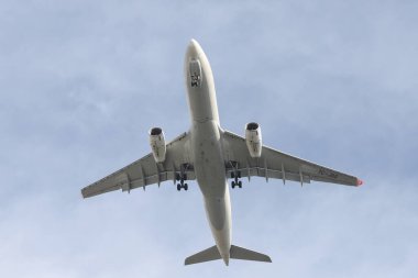 ISTANBUL, TURKEY - ŞUBAT 07, 2021: Türk Havayolları Kargo Airbus A330-243F (CN 1418) İstanbul Atatürk Havalimanı 'na indi.