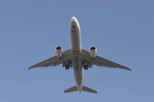 Istanbul Turquie Février 2021 Atterrissage Boeing 777 Ff2 65744 Turkish — Photo