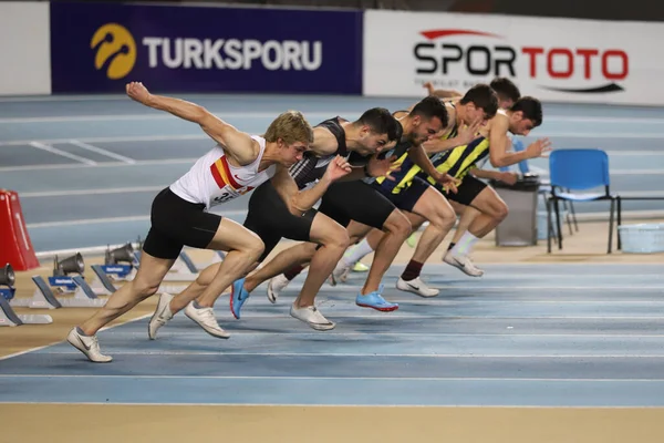 Istanbul Turquía Febrero 2021 Atletas Corriendo Metros Durante Las Competiciones — Foto de Stock