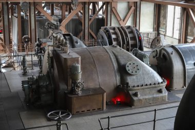 Eski Elektrik Santralinin Eski Motoru