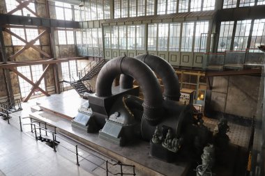 Eski Elektrik Santralinin Eski Motoru