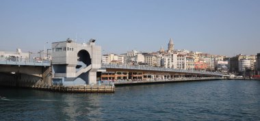 İSTANBUL, TURKEY - 03 Mart 2021: Karaköy Bölgesindeki Galata Kulesi. Kule 1348 'de yapıldı.