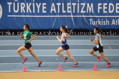 ISTANBUL, TURKEY - 14 Mart 2021: Türkiye Atletizm Federasyonu Salon Atletizm Şampiyonası sırasında koşan sporcular