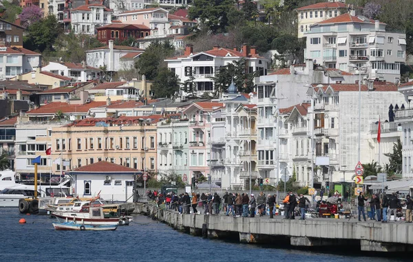 Edificios Bósforo Lado Del Estrecho Estambul Turquía —  Fotos de Stock