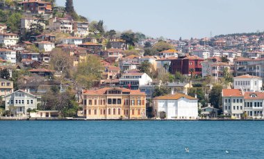 İstanbul 'un İstanbul İlçesinin Boğaz Tarafındaki Binalar