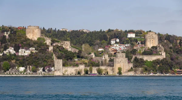 Castillo Rumelian Costa Del Estrecho Del Bósforo Ciudad Estambul Turquía — Foto de Stock