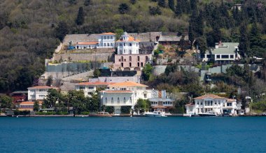 İstanbul 'un İstanbul İlçesinin Boğaz Tarafındaki Binalar