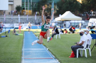 ISTANBUL, TURKEY - 13 Haziran 2021: Balkan U20 Atletizm Şampiyonası sırasında tanımlanamayan atletler