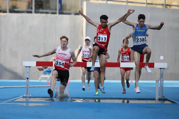 Istanbul Turkey Juni 2021 Atleten Lopen Horden Tijdens Balkan U20 — Stockfoto