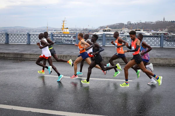 Istanbul Turkey April 2021 Atleten Die Halve Marathon Van Istanbul — Stockfoto