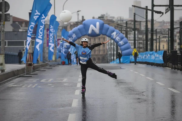 Istanbul Turkey Nisan 2021 Galata Köprüsü Nde Stanbul Yarı Maratonu — Stok fotoğraf