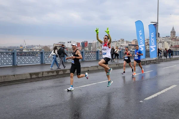 Istanbul Turkey April 2021 이스탄불의 도시에서 이스탄불에서 마라톤을 선수들 — 스톡 사진