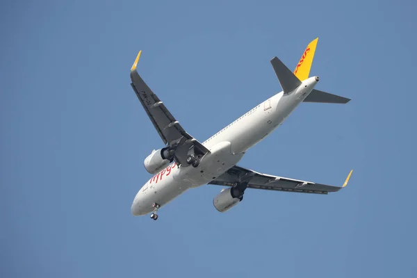 Istanbul Turkey May 2021 Pegasus Airlines Airbus A320 251N 7703 — Stock Photo, Image