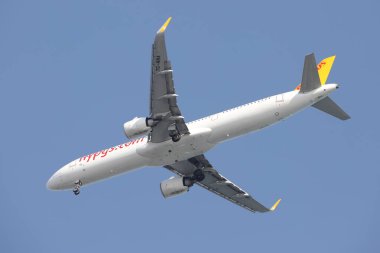 ISTANBUL, TURKEY - 24 Mayıs 2021: Pegasus Airlines Airbus A321-251NX (CN 8936) İstanbul Sabiha Gokcen Havalimanı 'na indi.