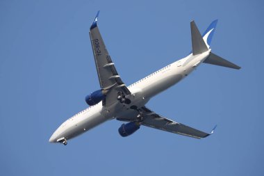 ISTANBUL, TURKEY - 24 Mayıs 2021: AnadoluJet Havayolları Boeing 737-8AL (CN 40555) İstanbul Sabiha Gokcen Havalimanı 'na indi.