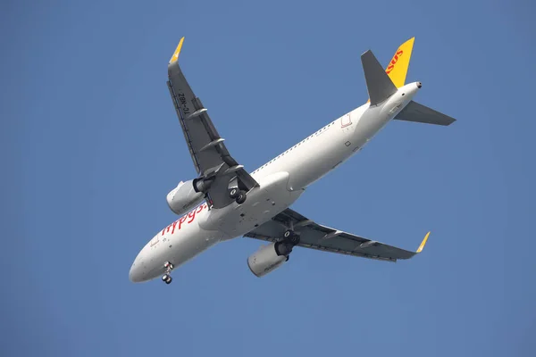 Istanbul Turkey May 2021 Pegasus Airlines Airbus A320 251N 8792 — Stock Photo, Image