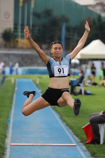 Istanbul Turquia Junho 2021 Atleta Indefinido Salto Comprimento Durante Federação — Fotografia de Stock