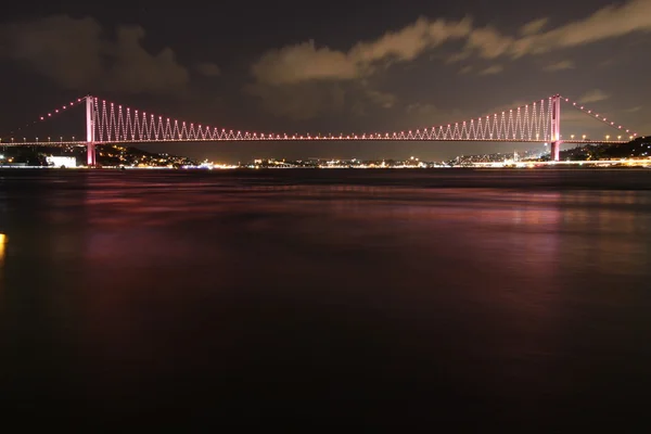 博斯普鲁斯海峡大桥 — 图库照片