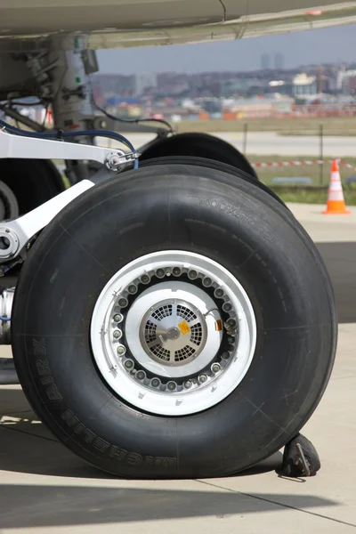 Landing Gear of an Airplane — Stock Photo, Image