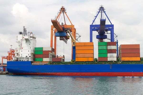 Containerschip — Stockfoto