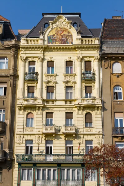 Um edifício antigo de Budapeste, Hungria — Fotografia de Stock