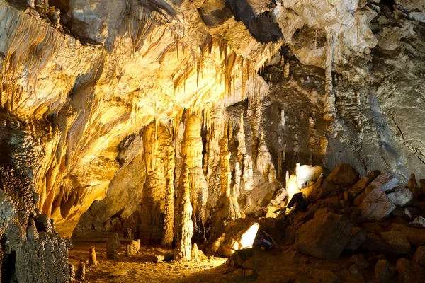 Formations inside the Gokgol Cave, Zonguldak, Turkey — Stock Photo, Image