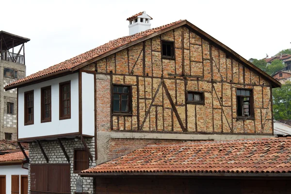 Safranbolu üzerinden geleneksel Türk evi — Stok fotoğraf