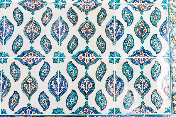 Azulejos azules hechos a mano del Palacio de Topkapi —  Fotos de Stock