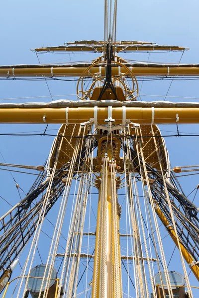 Un barco alto —  Fotos de Stock