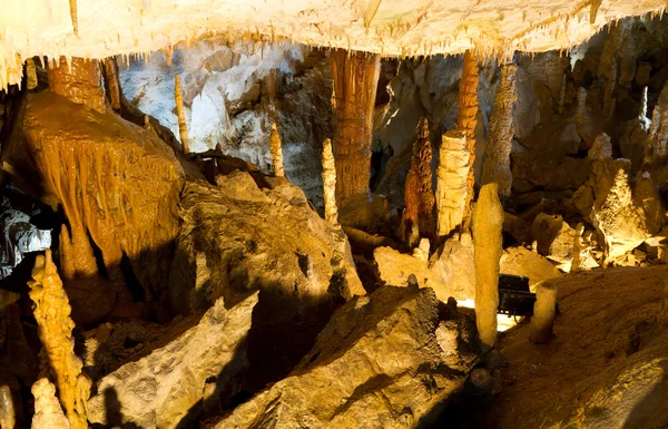 Formações dentro da Caverna Gokgol, Zonguldak, Turquia — Fotografia de Stock