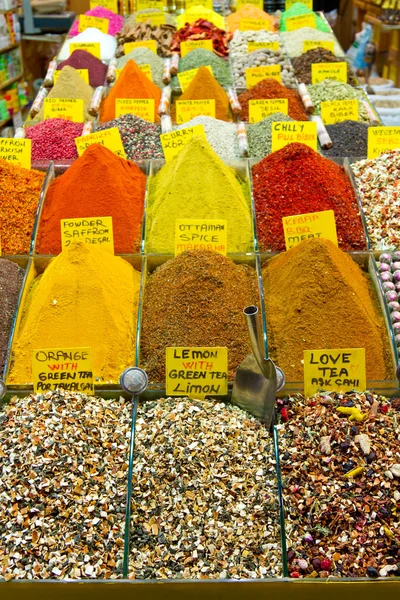Especiarias e chás de Spice Bazzar, Istambul — Fotografia de Stock