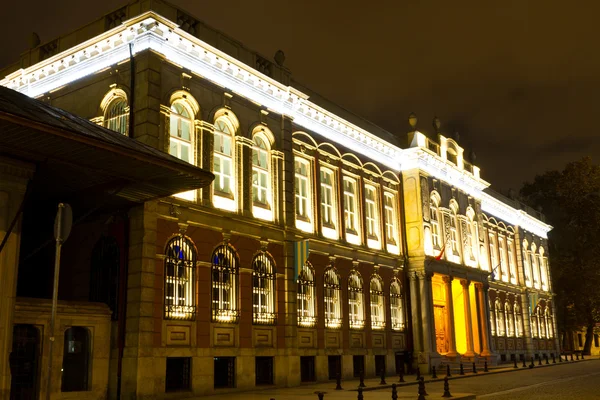 Old Post Office Building from Eminonu Istanbul — Stock Photo, Image