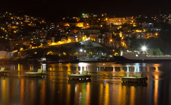Ciudad y puerto de Zonguldak por la noche —  Fotos de Stock