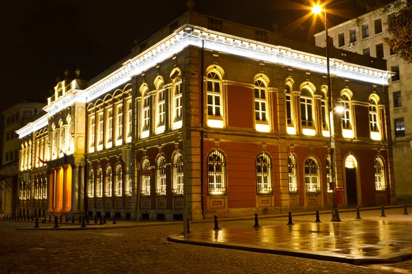 eski postane binası Eminönü istanbul'dan