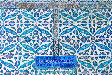 el yapımı mavi çinileri Topkapı Palace