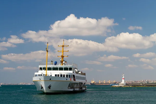 Boğaziçi, istanbul bir feribot — Stok fotoğraf