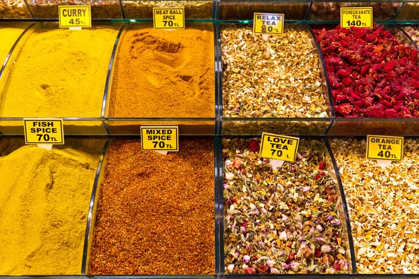Especiarias e chás de Spice Bazzar, Istambul — Fotografia de Stock