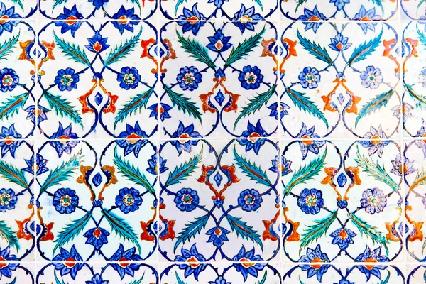手工制作的蓝色瓷砖从托普卡帕宫 — 图库照片