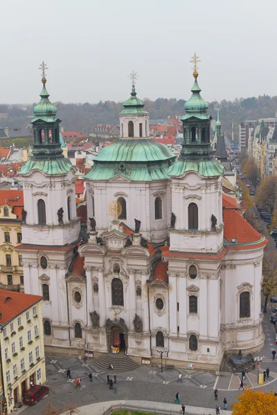 Kościół św Mikołaja z starego miasta plac, Praga, Republika Czeska — Zdjęcie stockowe