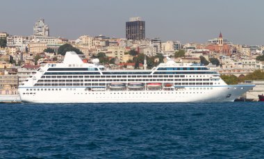istanbul'da bir seyir