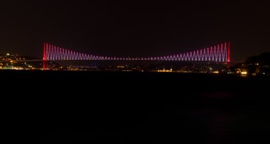 İstanbul Boğaziçi Köprüsü