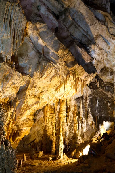 Formaties binnen de gokgol grot, zonguldak, Turkije — Stockfoto