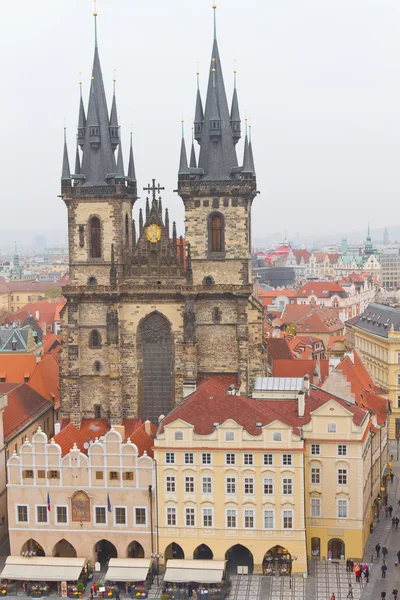 ティーン、プラハ、チェコ共和国の前に聖母教会 — ストック写真